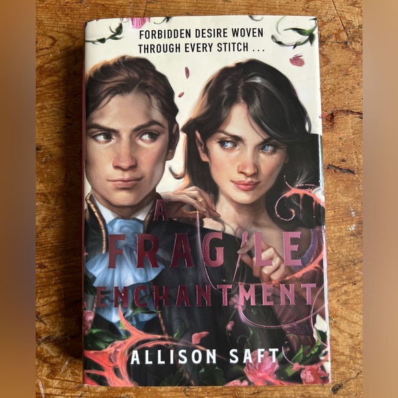 A Fragile Enchantment Fairyloot Special Edition - Picture 1 of 9